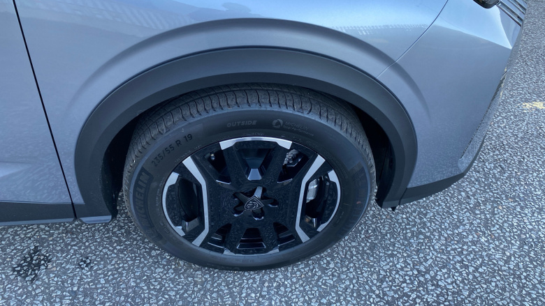 Peugeot 5008 157kW Allure 73kWh 5dr Auto Electric Estate